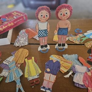 1971 Raggedy Ann & Andy Paper Doll Set